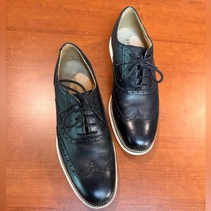 Barely worn Cole Haan Grand OS Black Wing Tip Shoes. Size 7.5m